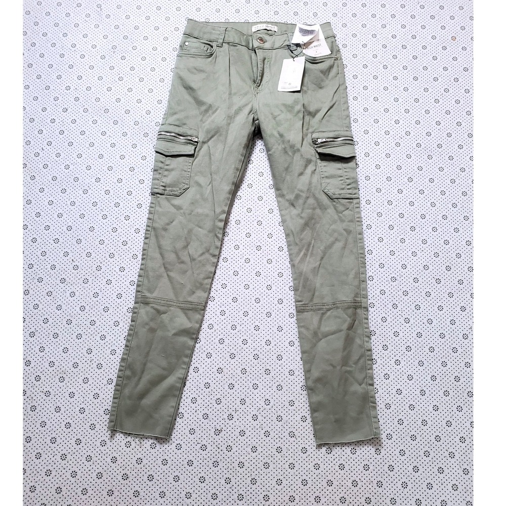 NWT Denim Co. Olive Green Cargo Pants Womens Size 6 Zip Pocket Casual.